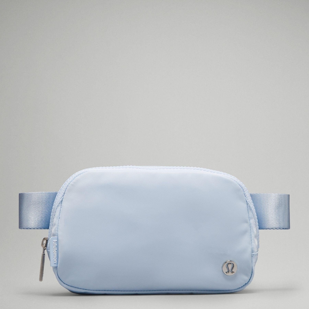 Lululemon Everywhere Belt Bag 1L